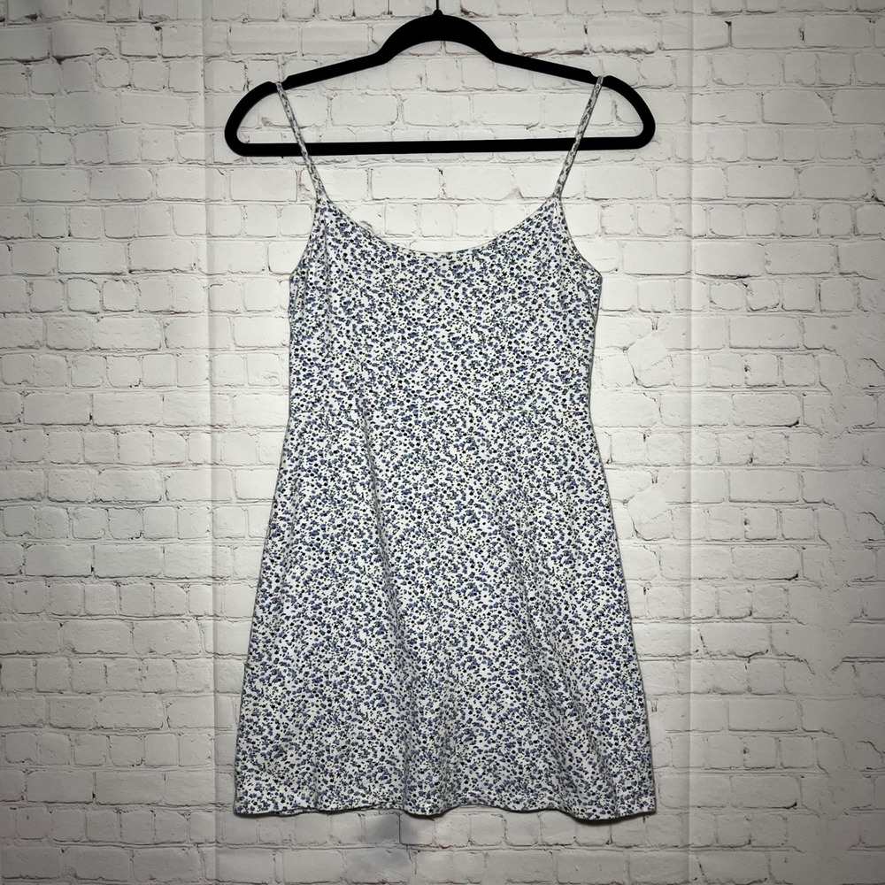✨Brandy Melville Floral Mini Dress Spaghetti Strap White Blue